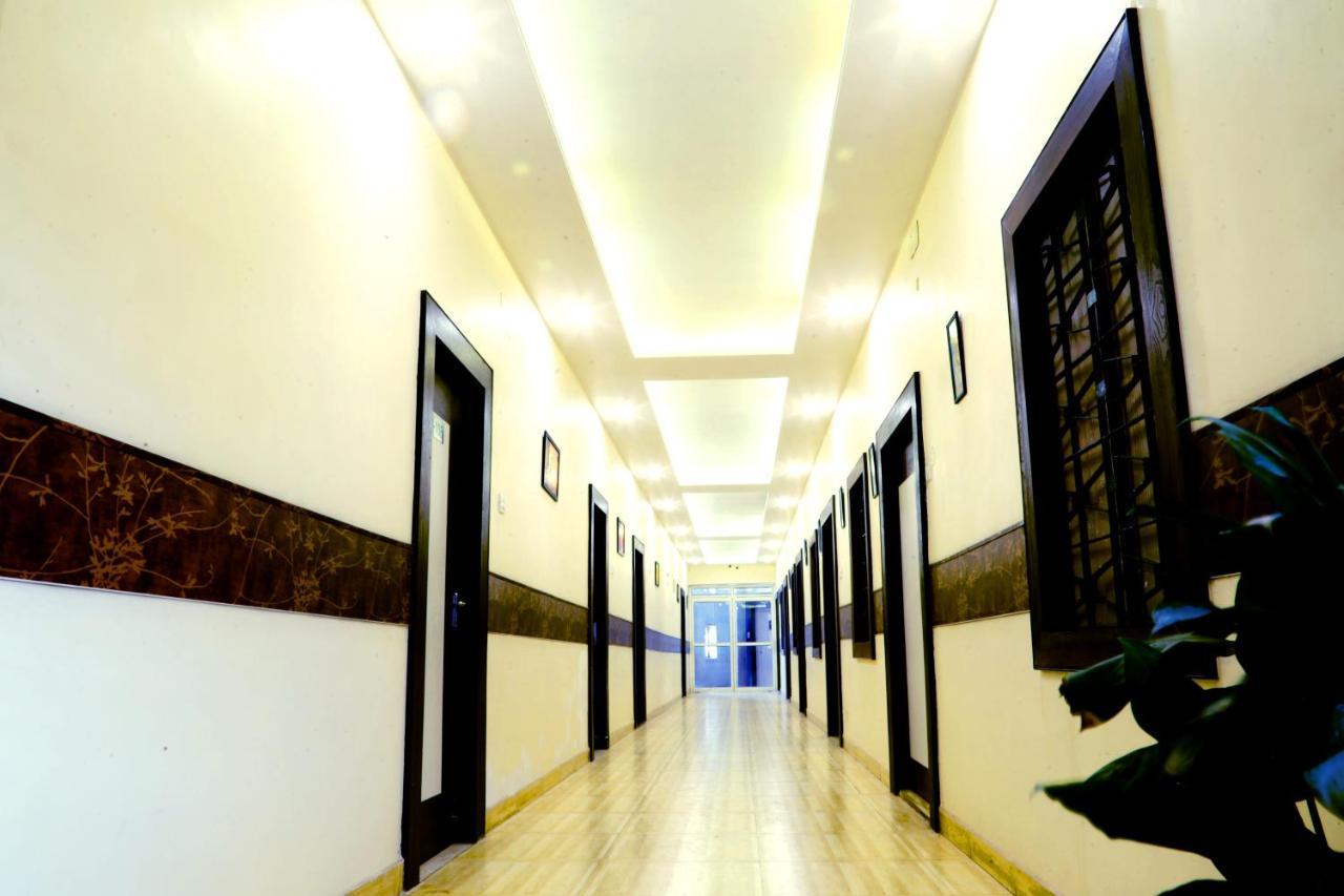 Hotel Prayag Prayagraj Bagian luar foto