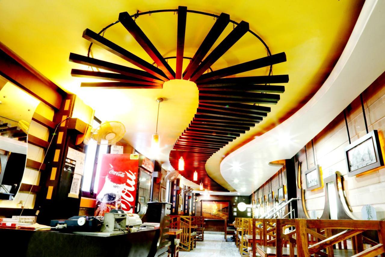 Hotel Prayag Prayagraj Bagian luar foto