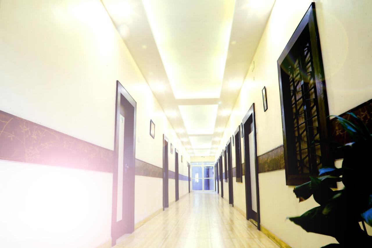 Hotel Prayag Prayagraj Bagian luar foto