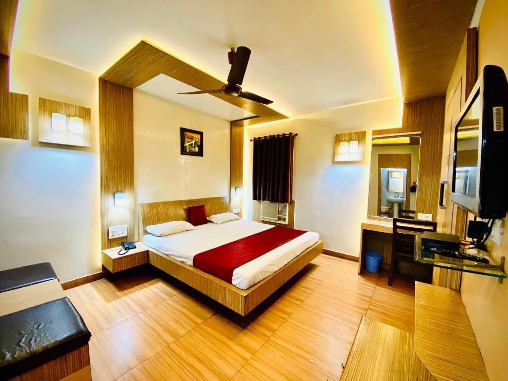 Hotel Prayag Prayagraj Bagian luar foto