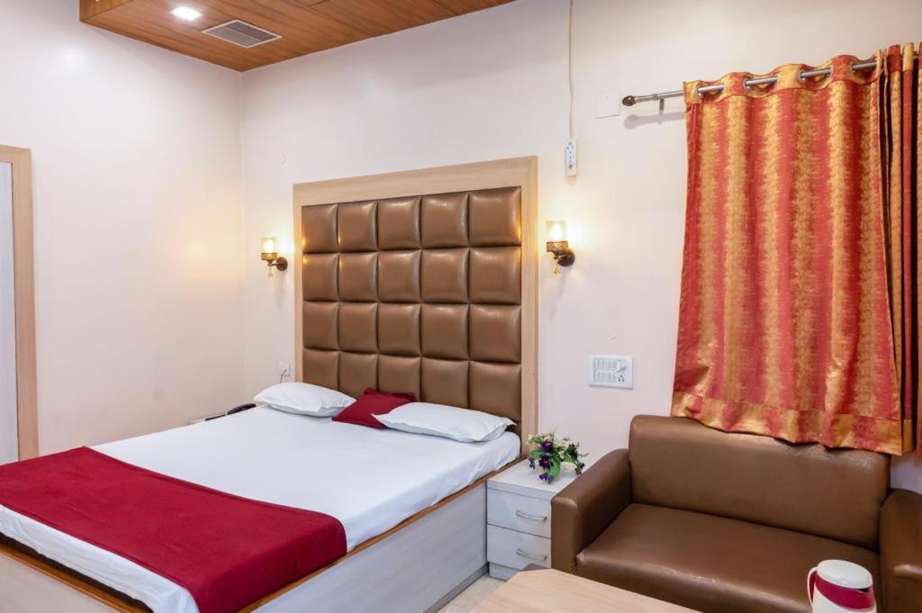 Hotel Prayag Prayagraj Bagian luar foto