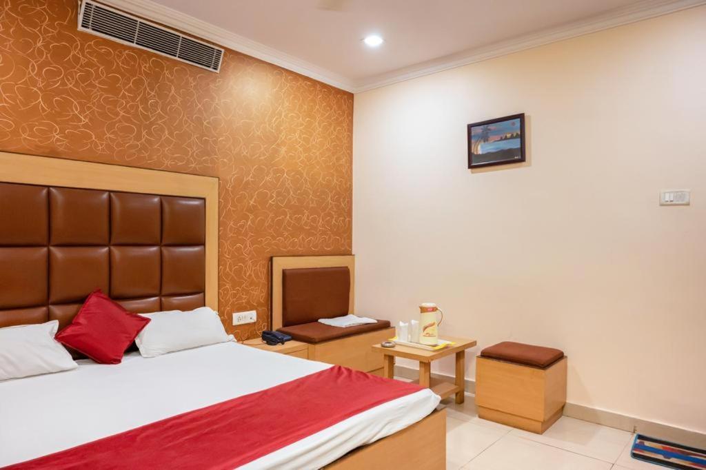 Hotel Prayag Prayagraj Bagian luar foto