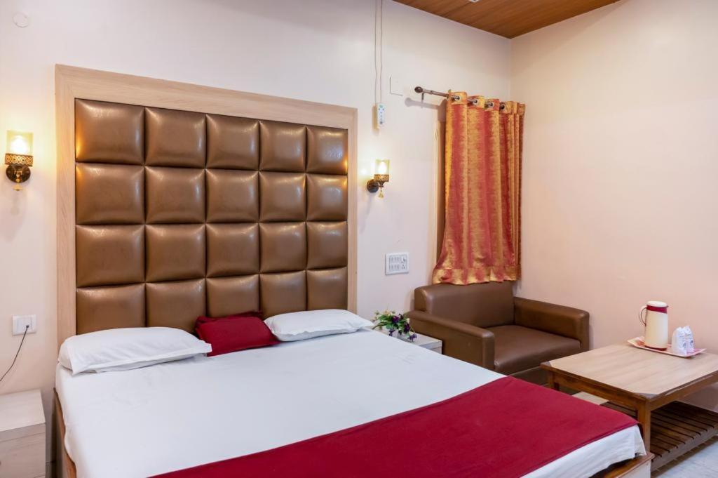 Hotel Prayag Prayagraj Bagian luar foto