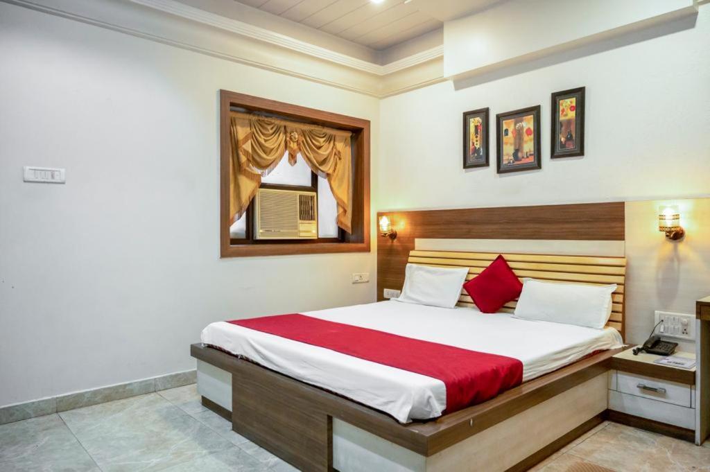 Hotel Prayag Prayagraj Bagian luar foto